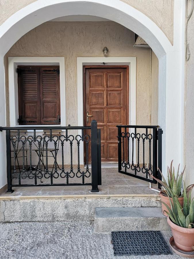 Villa Perissa Thira Zewnętrze zdjęcie